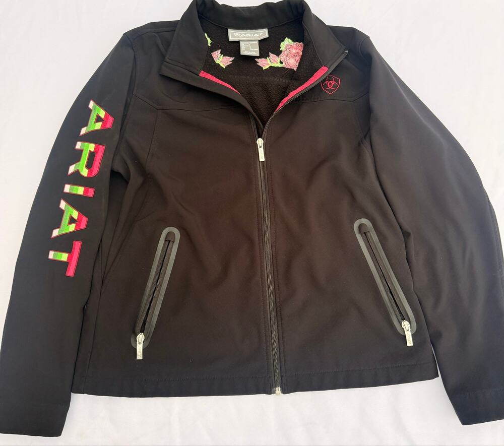 Ariat Women’s Jacket w/ Roses size Lg